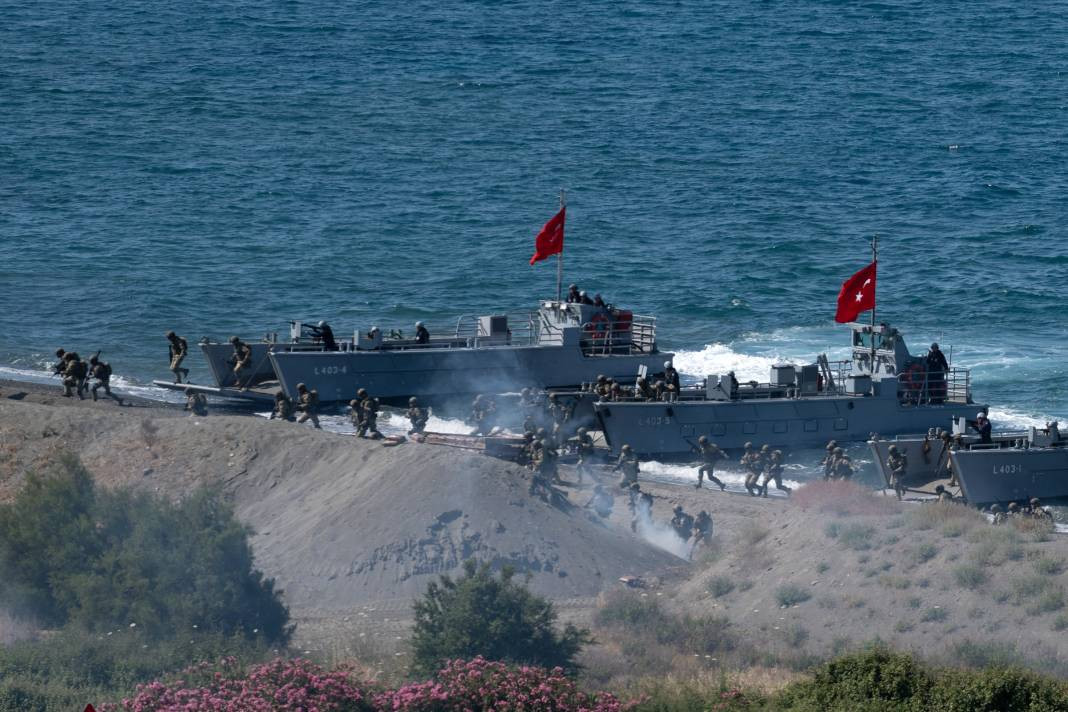 Türk Ordusu gücünü dünyaya böyle gösterdi. EFES-2024 Tatbikatı başarıyla tamamlandı - Resim: 15